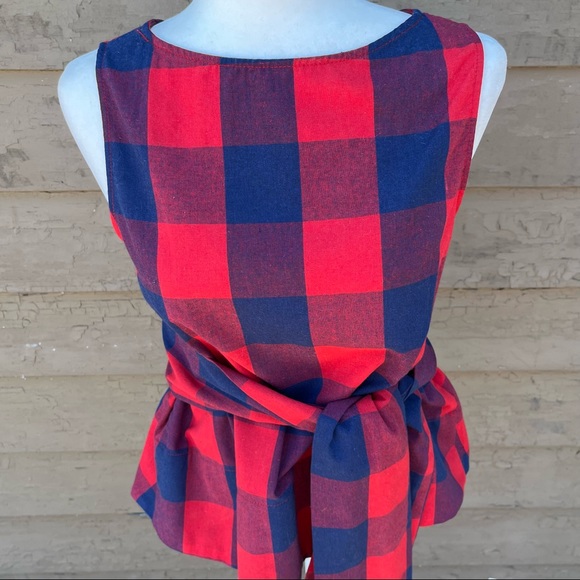 Buffalo plaid belted top! - Picture 2 of 8